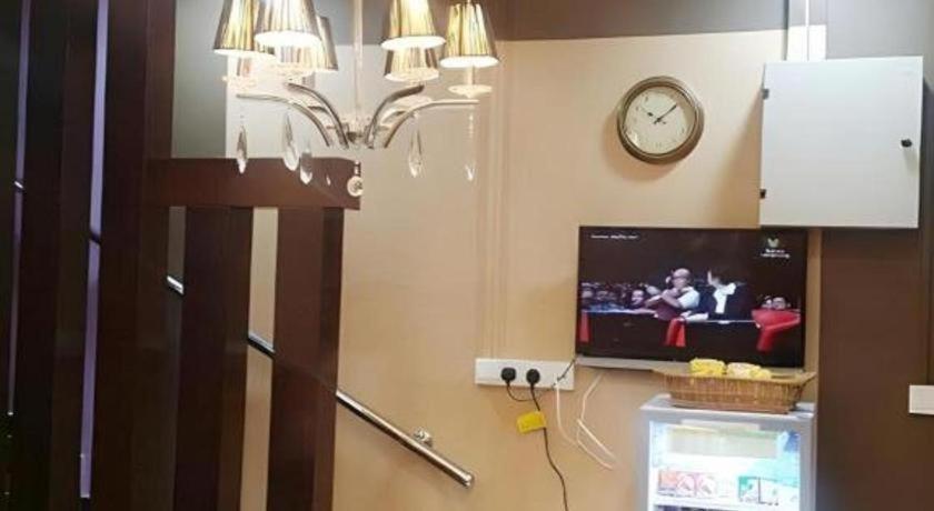 巴耶穆戈森戈提酒店 Jertih 外观 照片